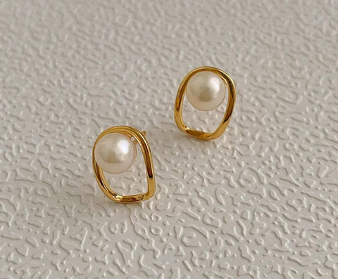 Delicate Pearl Earrings